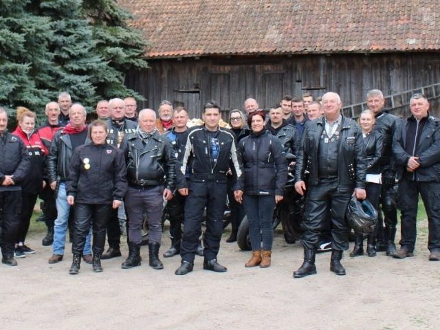 Proboszcz Salomon otworzył sezon motocyklowy w Klonie (zdjęcia)