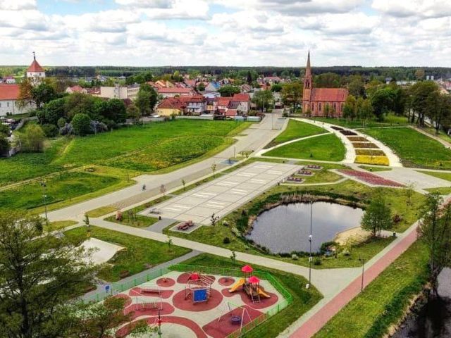 Rodzi się mostek w wielbarskim parku