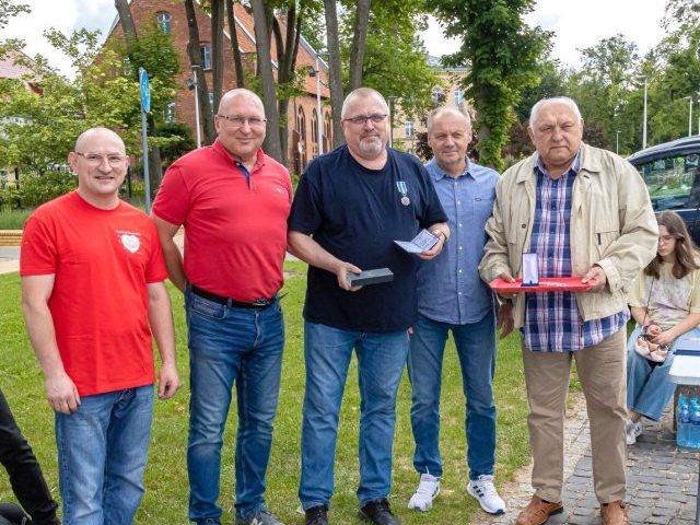 Spartakiada HDK za nami, Robert Arbatowski z medalem Honorowego Dawcy Krwi (zdjęcia)
