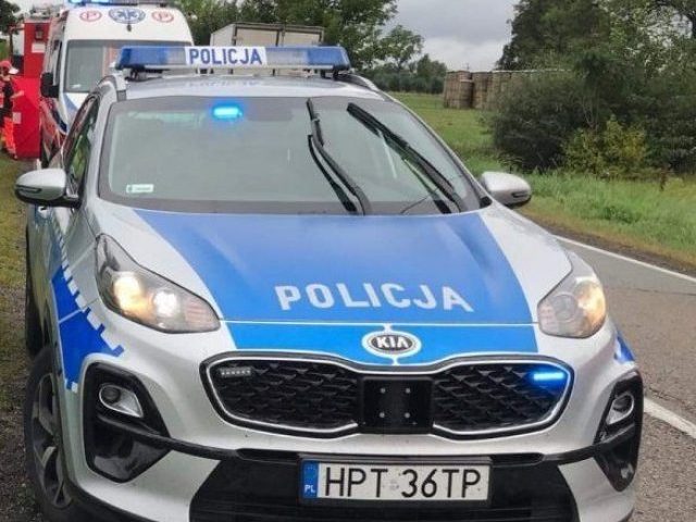 Dwie ciężarówki i osobówka zderzyły się pod Wielbarkiem
