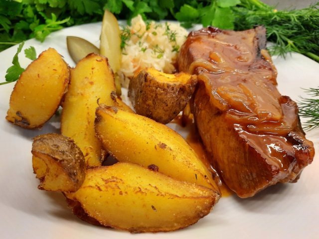 Niebieski Zaułek Restauracja Mazurska w Szczytnie zaprasza na pyszne obiady...