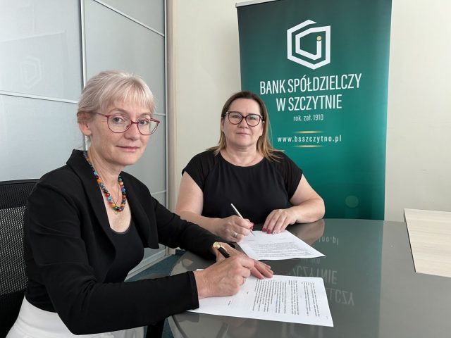 Bank Spółdzielczy w Szczytnie dorzuci złotówek szkole muzycznej do wiolonczeli