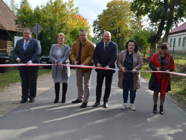 Otwarcie drogi w Małszewie z rocznym poślizgiem (zdjęcia)