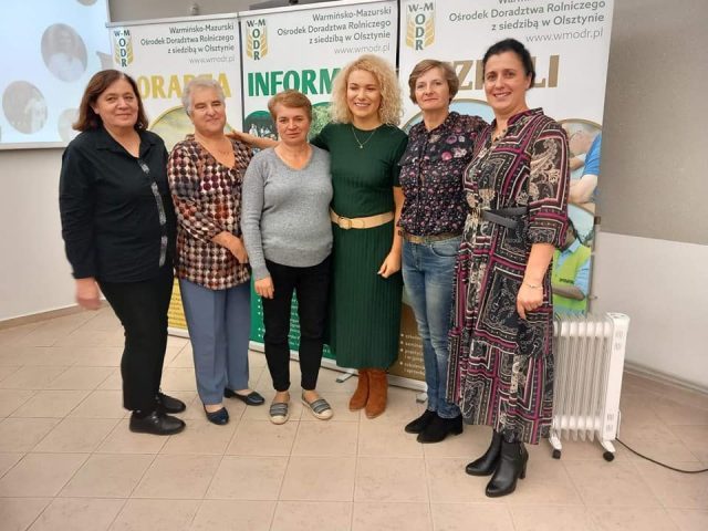Mieszkanki gminy Rozogi podpatrzyły dziennikarkę i „liderki innowacji”