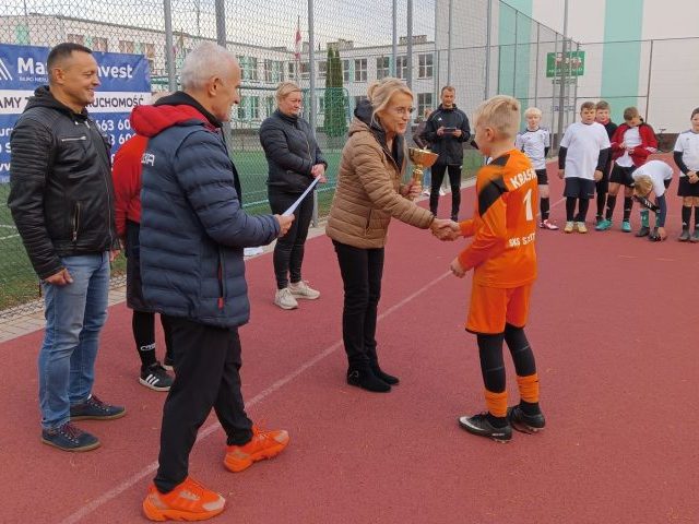 SKS wygrał puchar dyrektora szkoły sportowej, najlepszy piłkarz z Mazurii