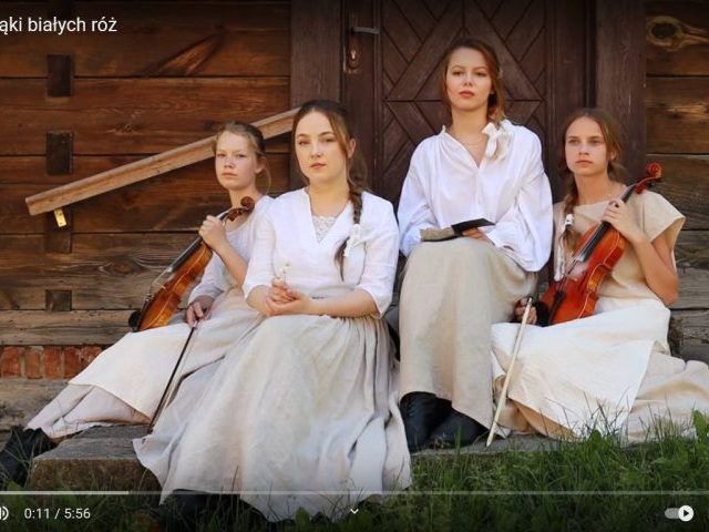 Gminny Ośrodek Kultury w Rozogach przypomina polską pieśń patriotyczną (wideo)