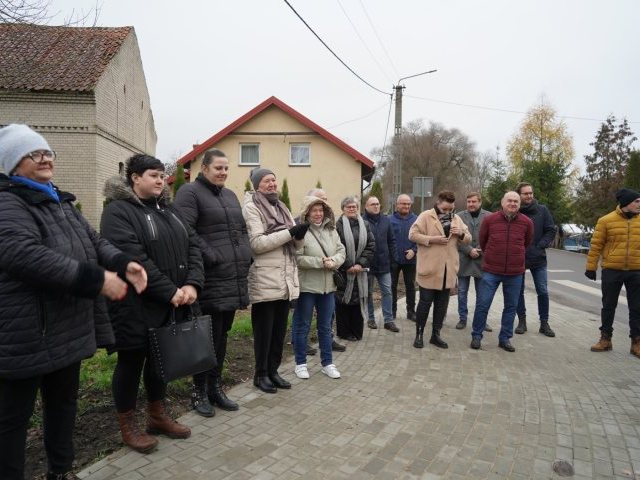Rusek Wielki z nową drogą, na skrzyżowaniu jest bezpieczniej