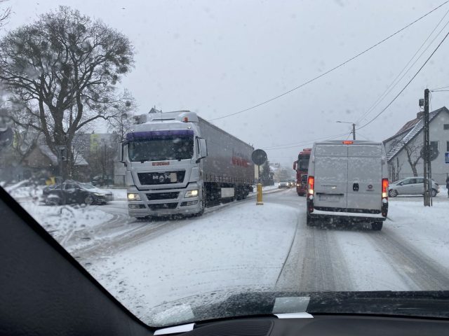 Spore zamieszanie w pogodzie. Zamiast szybkiej wiosny, mamy powrót zimy