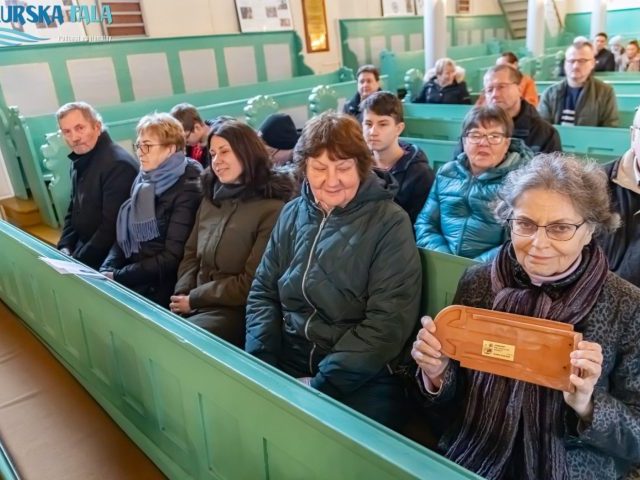 Odrodzona wieża - społeczność kościoła dziękuje za pomoc w remoncie (zdjęcia)