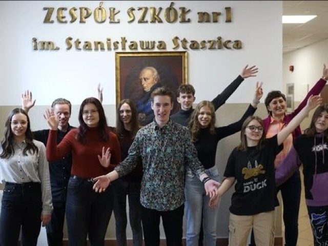 Uczniowie Staszica wygrali 50 tysięcy złotych na zielone serce szkoły (wideo)