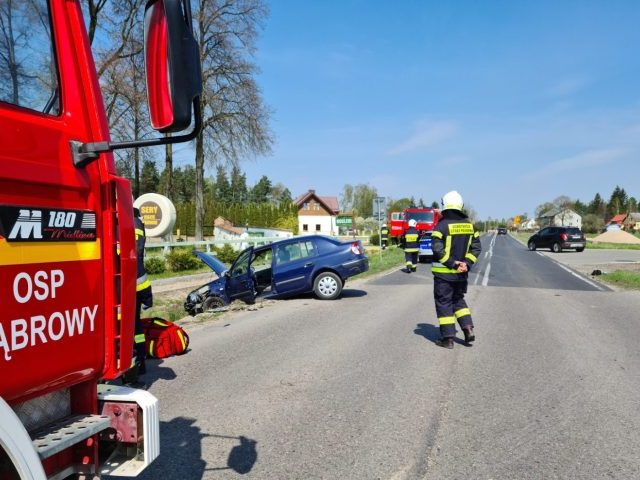 Kraksa w Rozogach, trzy auta uszkodzone. Na szczęście bez ofiar (zdjęcia)