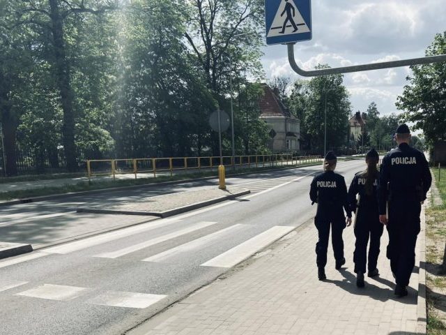 Przyszli oficerowie policji przygotowują się do służby pod okiem szczycieńskich funkcjonariuszy