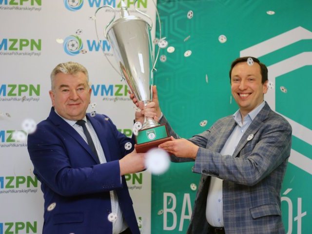 Bank Spółdzielczy w Szczytnie i piłkarski finał województwa. Obejrzyj mecz na żywo!