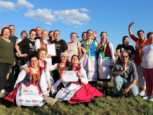 Gwiazda kurpiowskiej kultury z Rozóg podbiła Brok (zdjęcia)