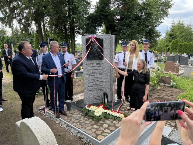 Walenty Habandt - działacz polskości w Prusach Wschodnich, doceniony po latach