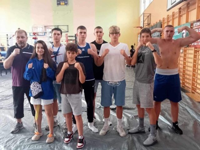 Starcie naszych bokserów w Braniewie. Oliwier Topa pokonał mistrza Polski młodzików