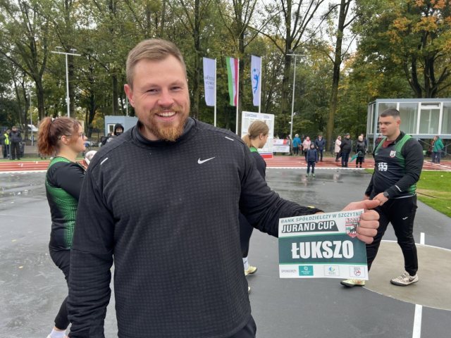 Spektakularne otwarcie stadionu w Szczytnie. Padły pierwsze rekordy (zdjęcia)