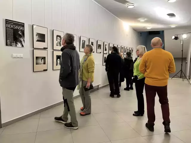 Fascynująca podróż przez twórczość Zdzisława Beksińskiego w Miejskim Domu Kultury w Szczytnie (zdjęcia)