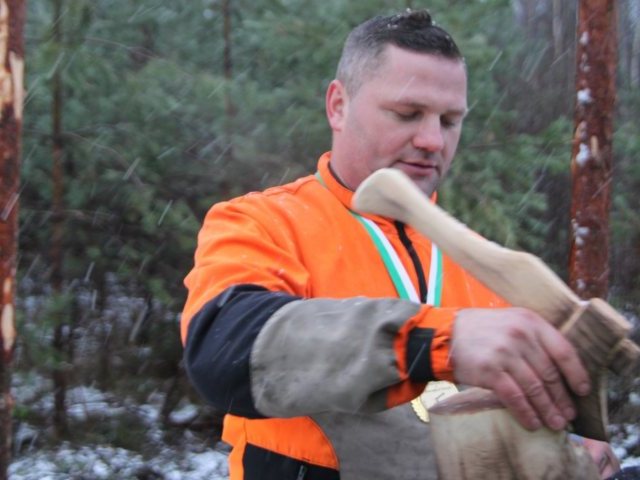 Paweł Biedka mistrzem drwali i bezpieczeństwa w Nadleśnictwie Korpele (zdjęcia)