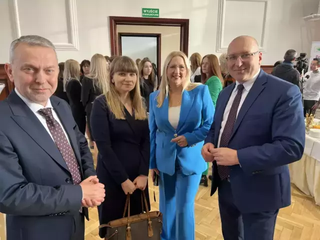 Młodzież dostała głos – inny wymiar konkursu wiedzy o rynku pracy (wideo, zdjęcia)