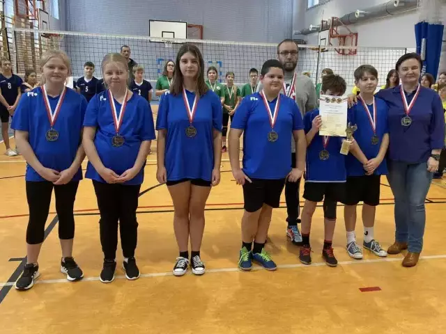 Wawrochy królują na siatkarskim orliku. Złoto i medale dla młodych talentów!