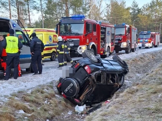 Powiat „na drogach”. Od nietrzeźwych kierowców po spotkania z dziką zwierzyną (zdjęcia)