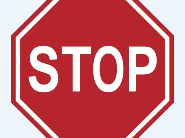 Gdzie stawia się znak STOP?