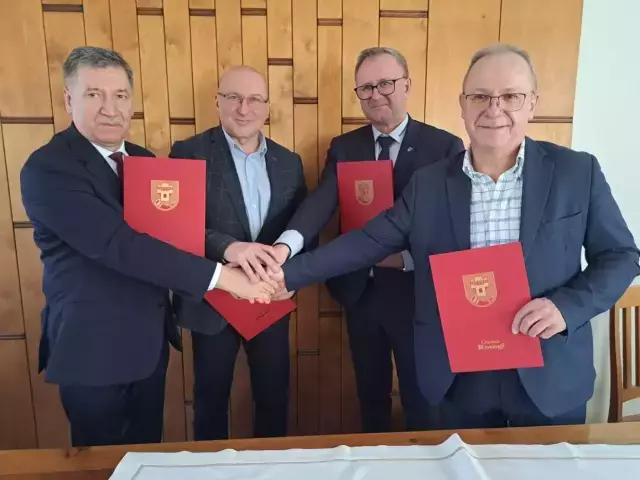 Przymiarki do ścieżki rowerowej z Rozóg do Karwicy