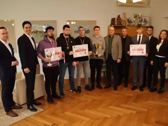 Szczycieński E-sport z sercem. Turniej Counter Strike wspiera Bartosza