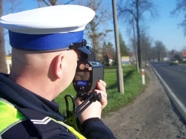 Program 50+ i... 24-letni kierowca stracił prawo jazdy