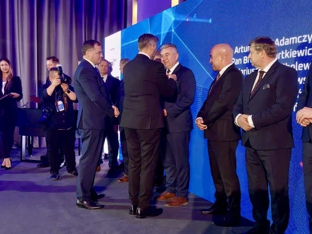 Medal za zasługi trafił do prezesa Banku Spółdzielczego w Szczytnie (zdjęcia)