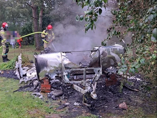 Tragedia w Elganowie. 71-latek zginął w pożarze przyczepy campingowej