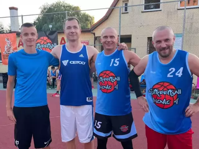 Mistrzowie ulicy: Wojciech, Kamil, Jarosław i Olaf