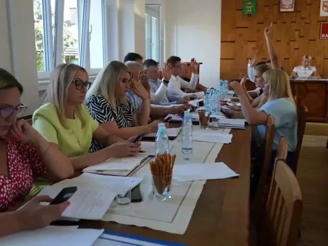 „Robocza” rozprawa z dyrektor GOK. Dziwne praktyki nowych władz gminy