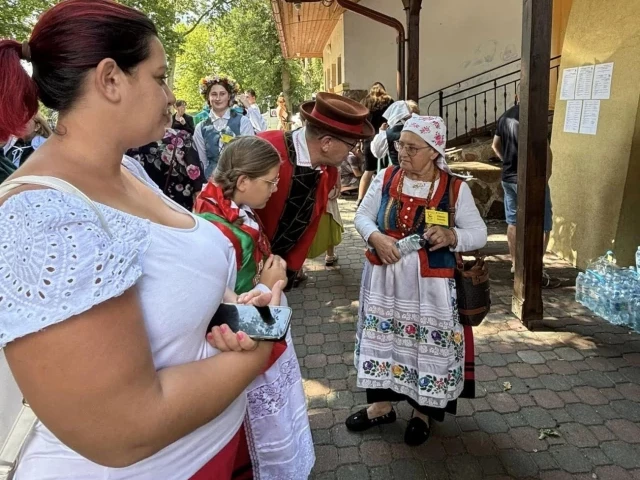 Kazimierz nad Wisłą czeka na mistrzów z Rozóg. Brawo Elżbieta Kasznia i Amelia Lis!