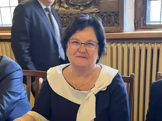 Życie w urzędzie, incydent z wojewodą i plany na emeryturę – rozmowa z Jolantą Drężek