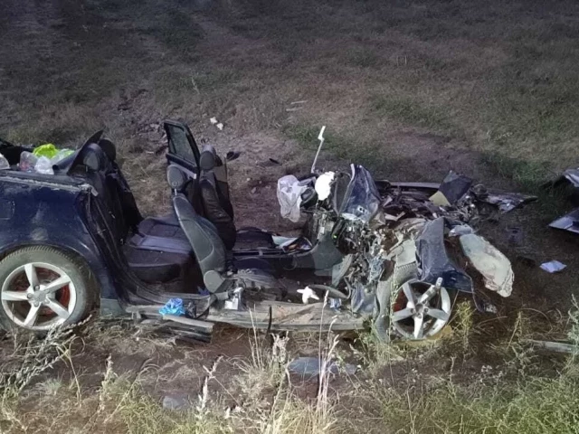 Rodzinny dramat na drodze. Bracia roztrzaskali się w audi – jeden zginął na miejscu