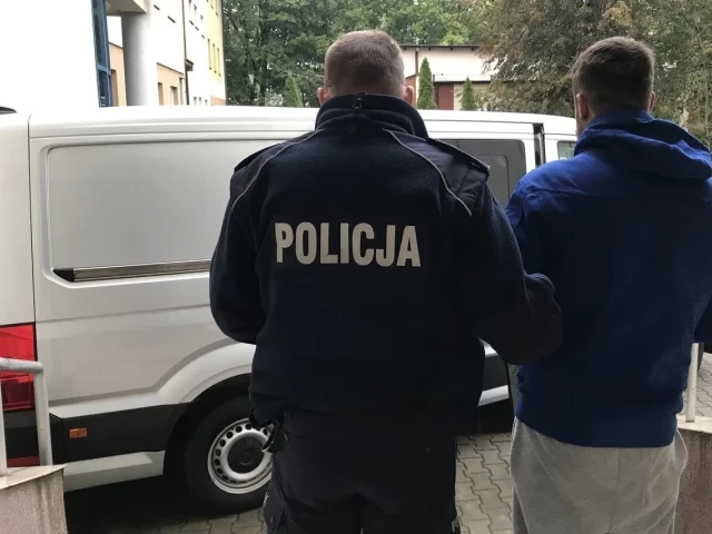 14 zatrzymanych w jednym tygodniu! Policja w Szczytnie konsekwentnie „wyłapują” poszukiwanych