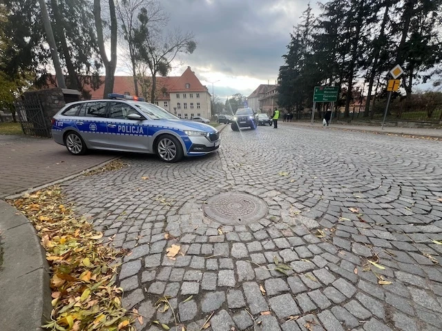 Policja podsumowuje 1 listopada. Spokój na trasach, straty po pożarze tartaku