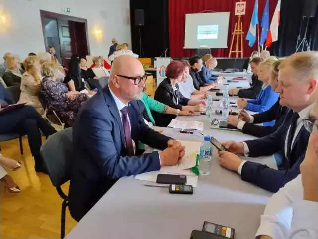 Wyższe podatki i opłaty za śmieci – mieszkańcy Pasymia z nowymi obciążeniami