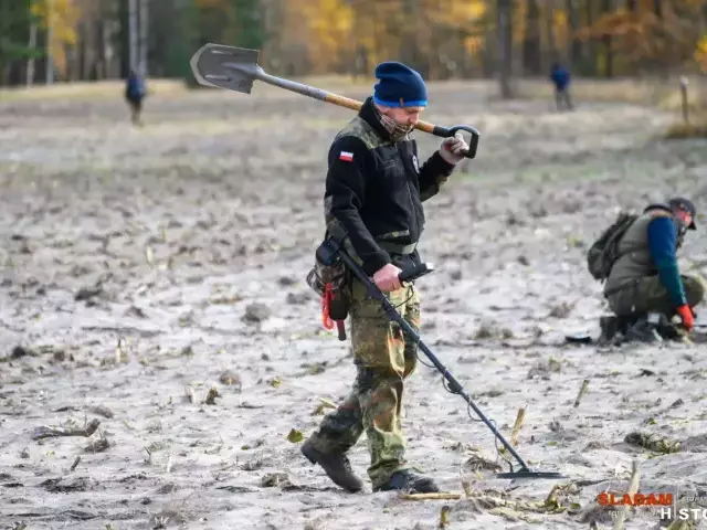 Odkrywcy Warmii i Mazur – „dzień otwarty” w Stowarzyszaniu Śladami Historii (wideo)