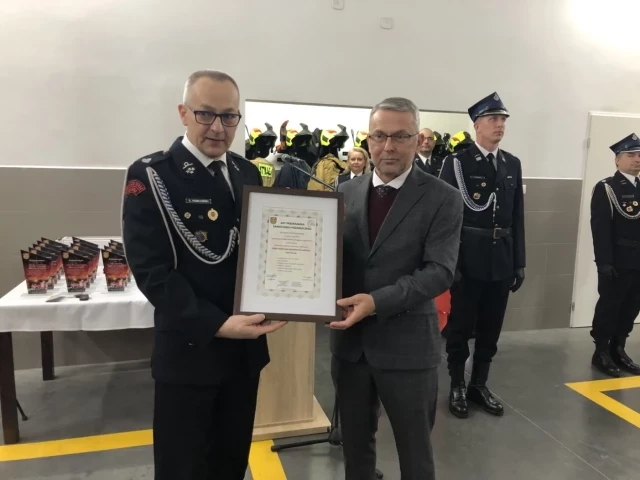 OSP Wielbark z nowym wozem, jakiego powiat jeszcze nie widział