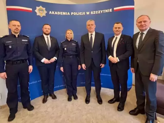 Współpraca na rzecz rozwoju. Spotkanie samorządu i przedstawicieli MSWiA