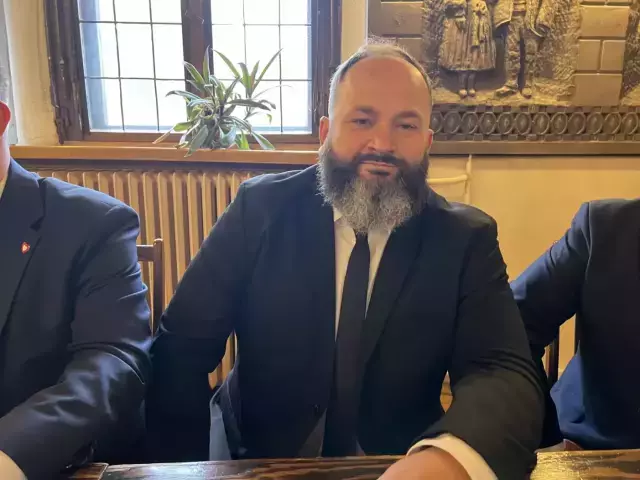 Radny Daniel Zaborowski interweniuje w sprawie niszczenia dróg przez TIR-y