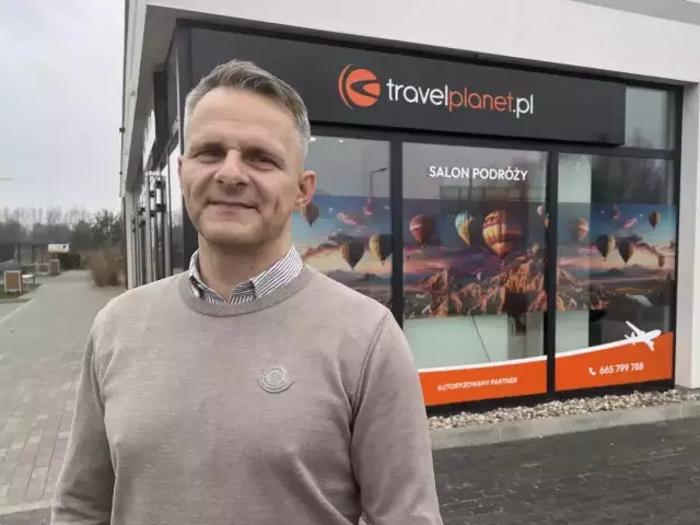 Odkryj świat z Pawłem Bączkiem: travelplanet.pl w Szczytnie spełnia podróżnicze marzenia