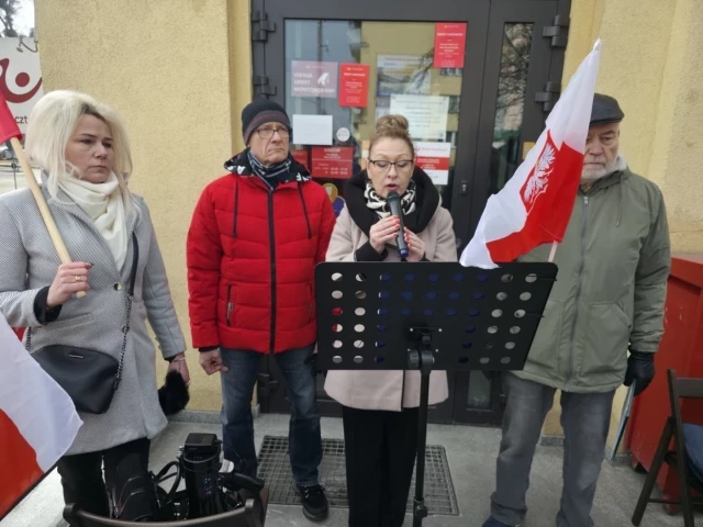 Pracownicy, mieszkańcy i związkowcy w obronie Poczty Polskiej