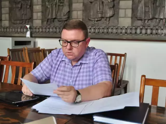 Radny Krassowski miał rację! Miasto traciło miliony na komunalnych lokalach