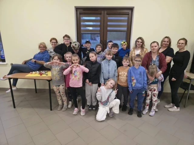 Świetlica w Zabielach jak start-up. Młodzi zarabiają, mamy wspierają