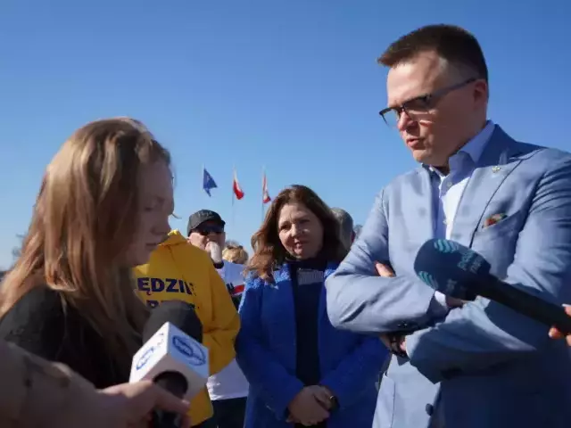 Kandydat na prezydenta Szymon Hołownia z kampanijną wizytą w powiecie