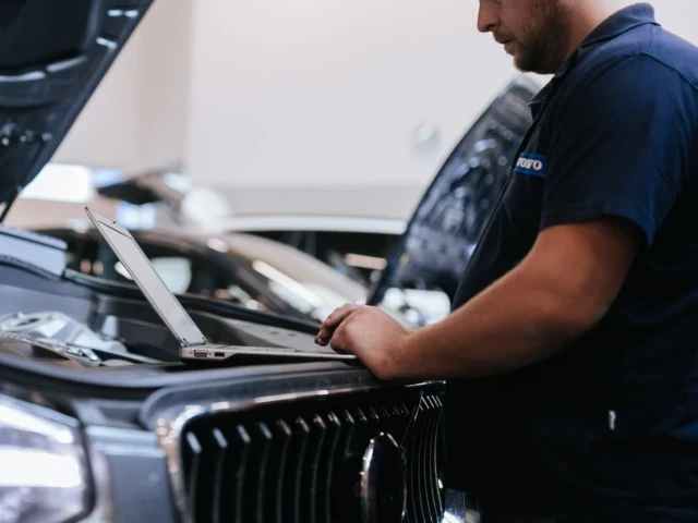 Jeździsz Volvo. Dzwoń do Volvo: +48 662 300 300 – pełne wsparcie bez zbędnych formalności